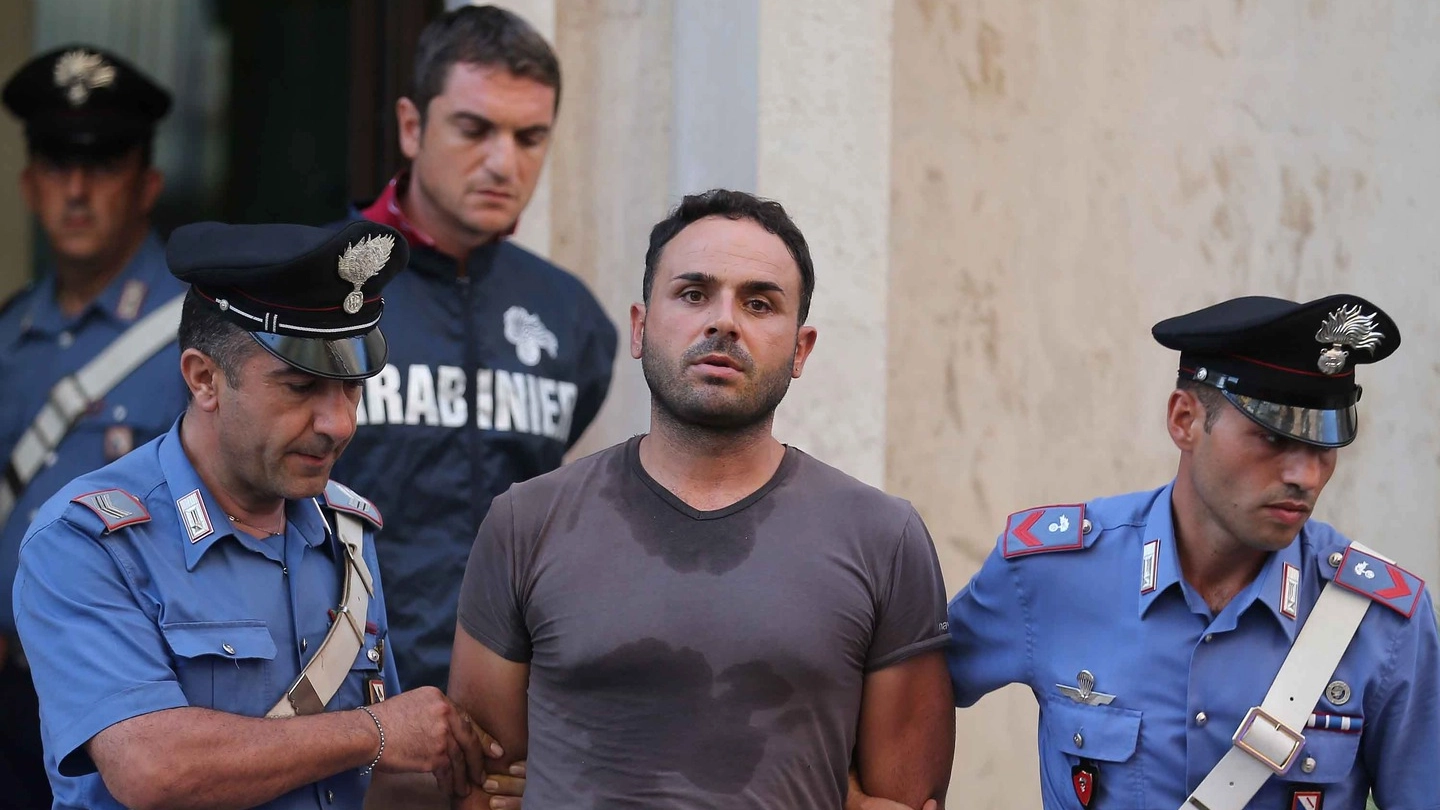  Nunzio Annunziata, 36 anni, sospettato di aver ucciso la sua ex compagna (Lapresse)