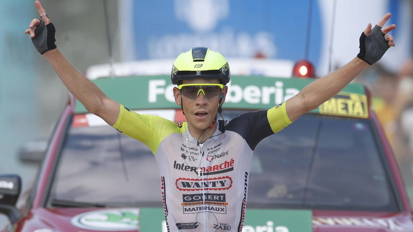 Louis Meintjes vince la tappa 9 della Vuelta 2022 (Ansa)