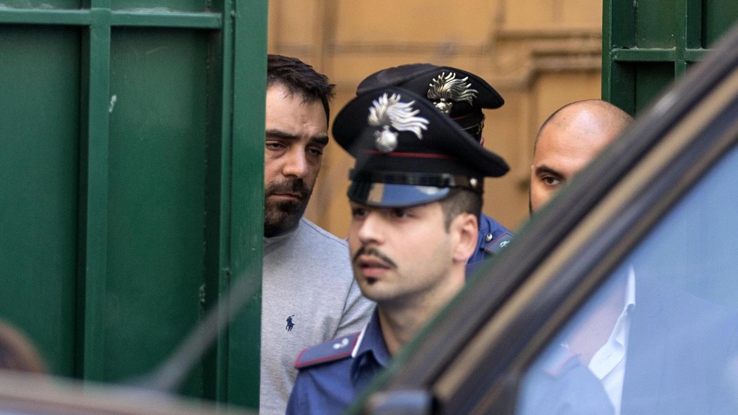 Mafia Capitale, l'arresto di Luca Gramazio (Ansa)