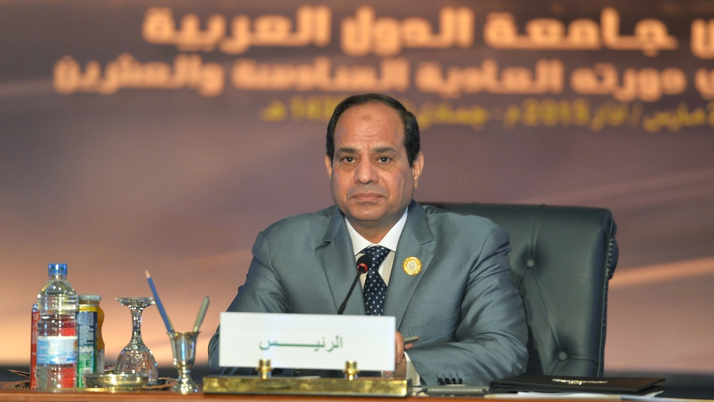 Il presidente egiziano Al Sisi al summit di Sharm el-Sheikh (Afp)