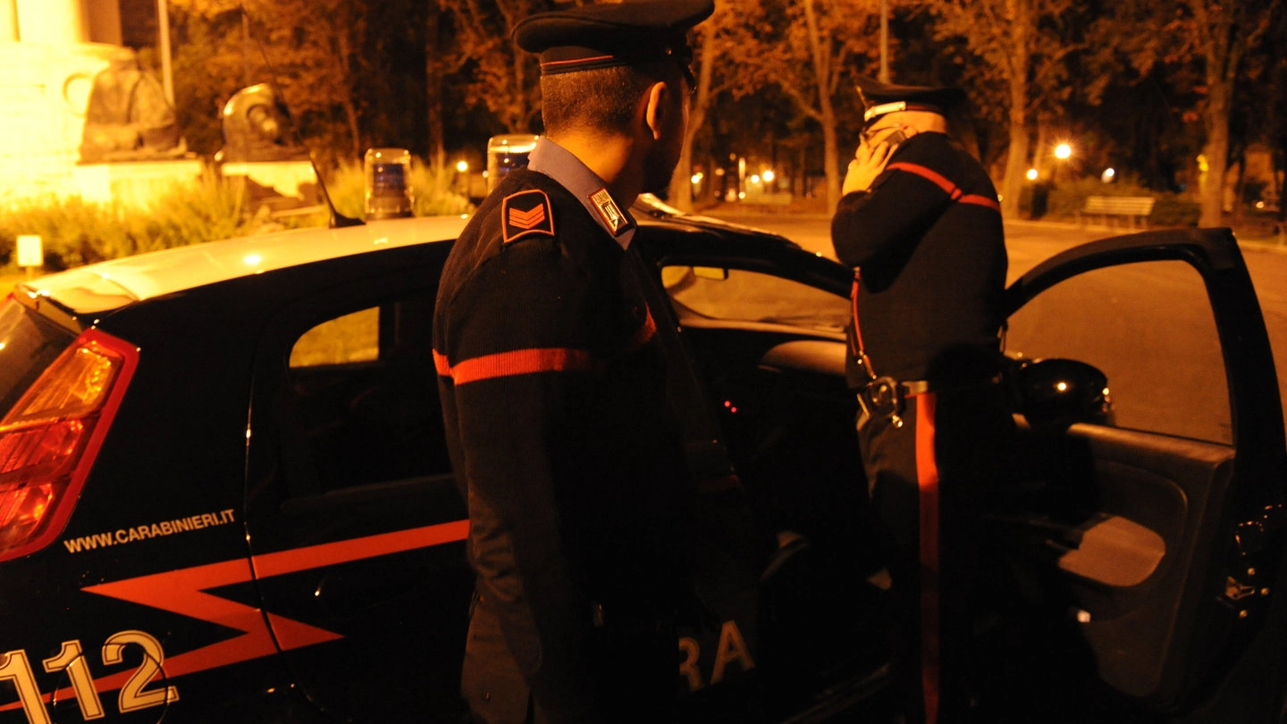 Una pattuglia dei carabinieri (foto di repertorio)