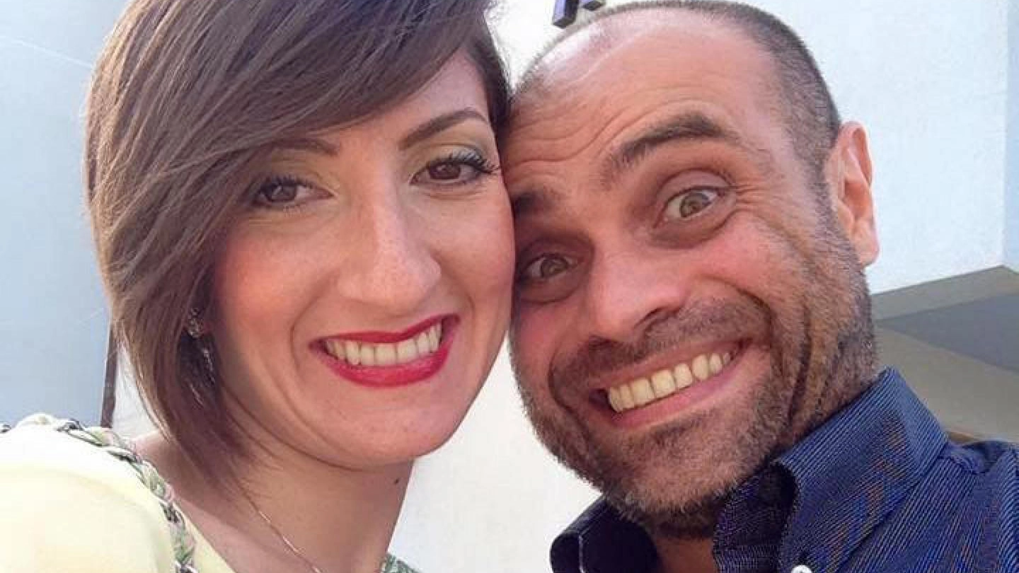 Rosalia Manosperti e Antonio Mirabile, i genitori del bimbo morto a Sharm El Sheikh (Ansa)