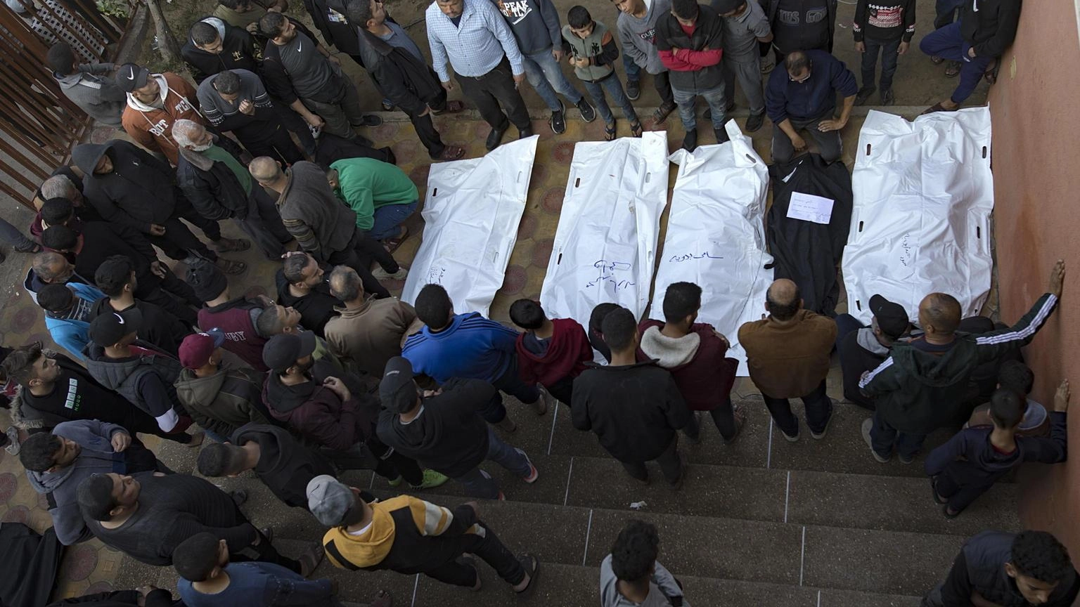 Ministero Sanità Gaza, 50 palestinesi uccisi oggi