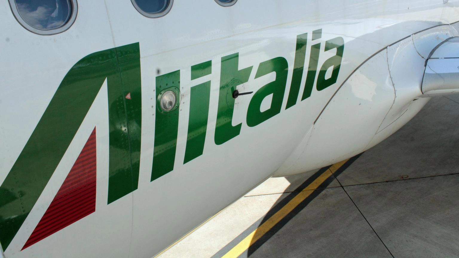 Alitalia: Cub, catastrofe sociale e deindustrializzazione