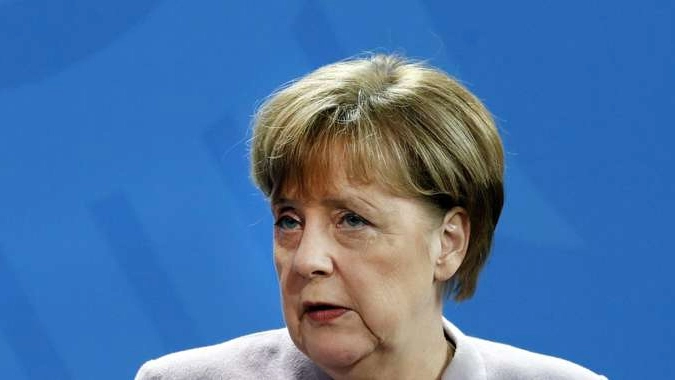 Merkel, misure più dure su espulsioni