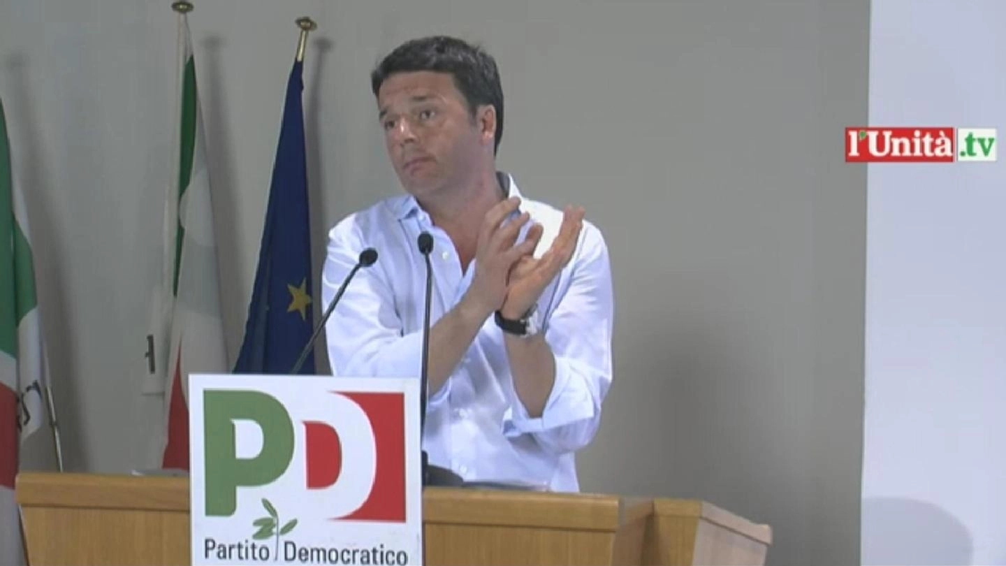 Matteo Renzi alla direzione del Pd (Ansa)