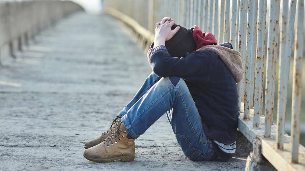  I ragazzi depressi sono più inclini alla violenza – Foto: iStock / bodnarchuk