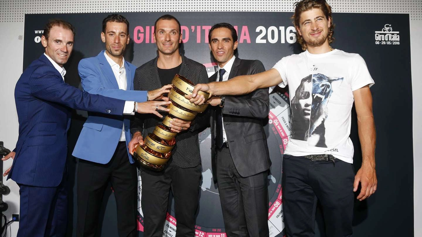 Da sinistra: Valverde, Nibali, Basso, Contador e Sagan (Afp)