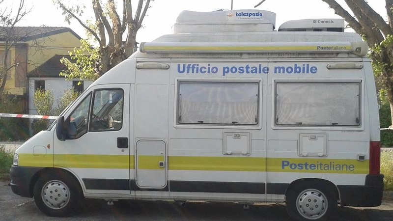 Un ufficio postale mobile (BRAGHIN-BARBARA)