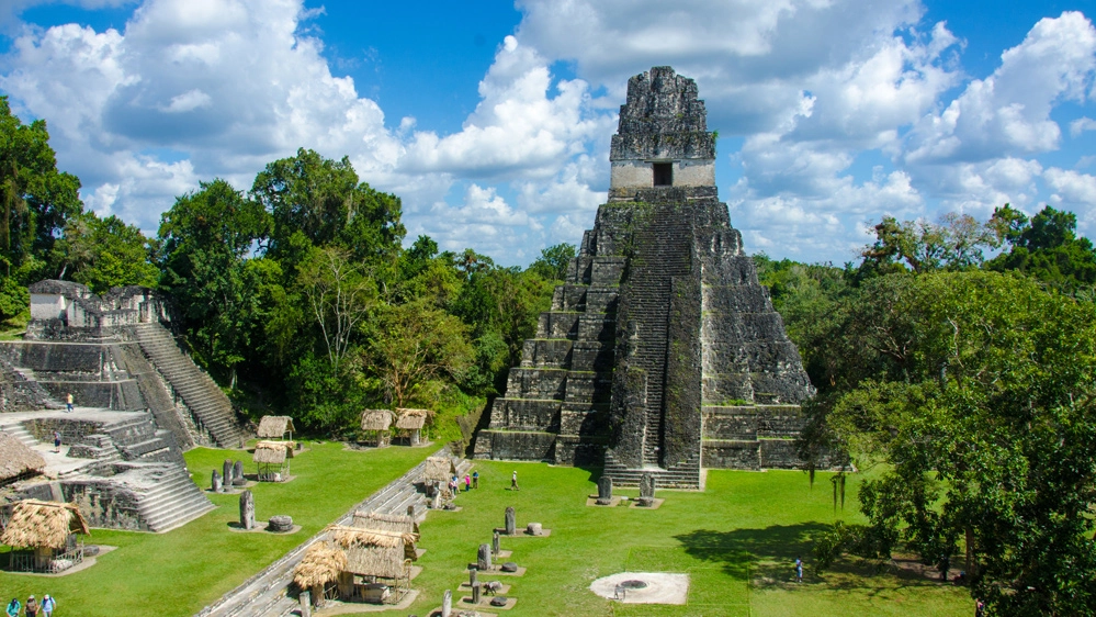 L'antica città Maya di Tikal