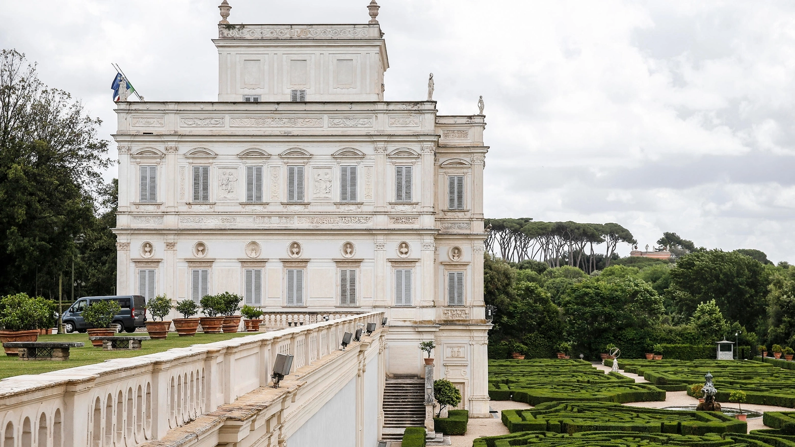 Roma, visite guidate a maggio per scoprire parchi e giardini: il programma
