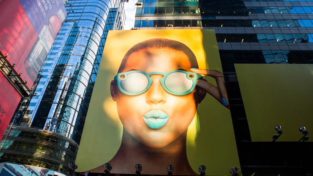 Spectacles, la pubblicità a Times Square