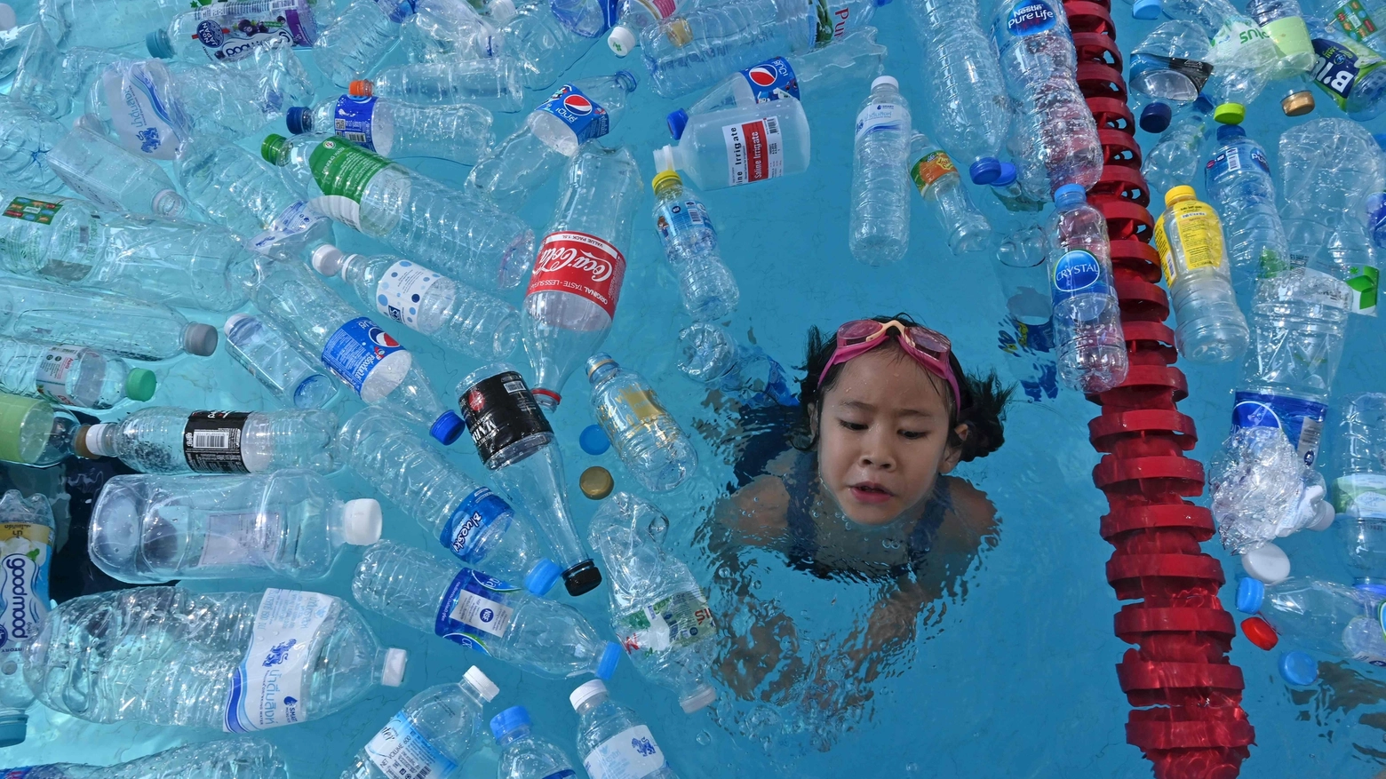 Una campagna contro l'uso della plastica, Bangkok (LaPresse)