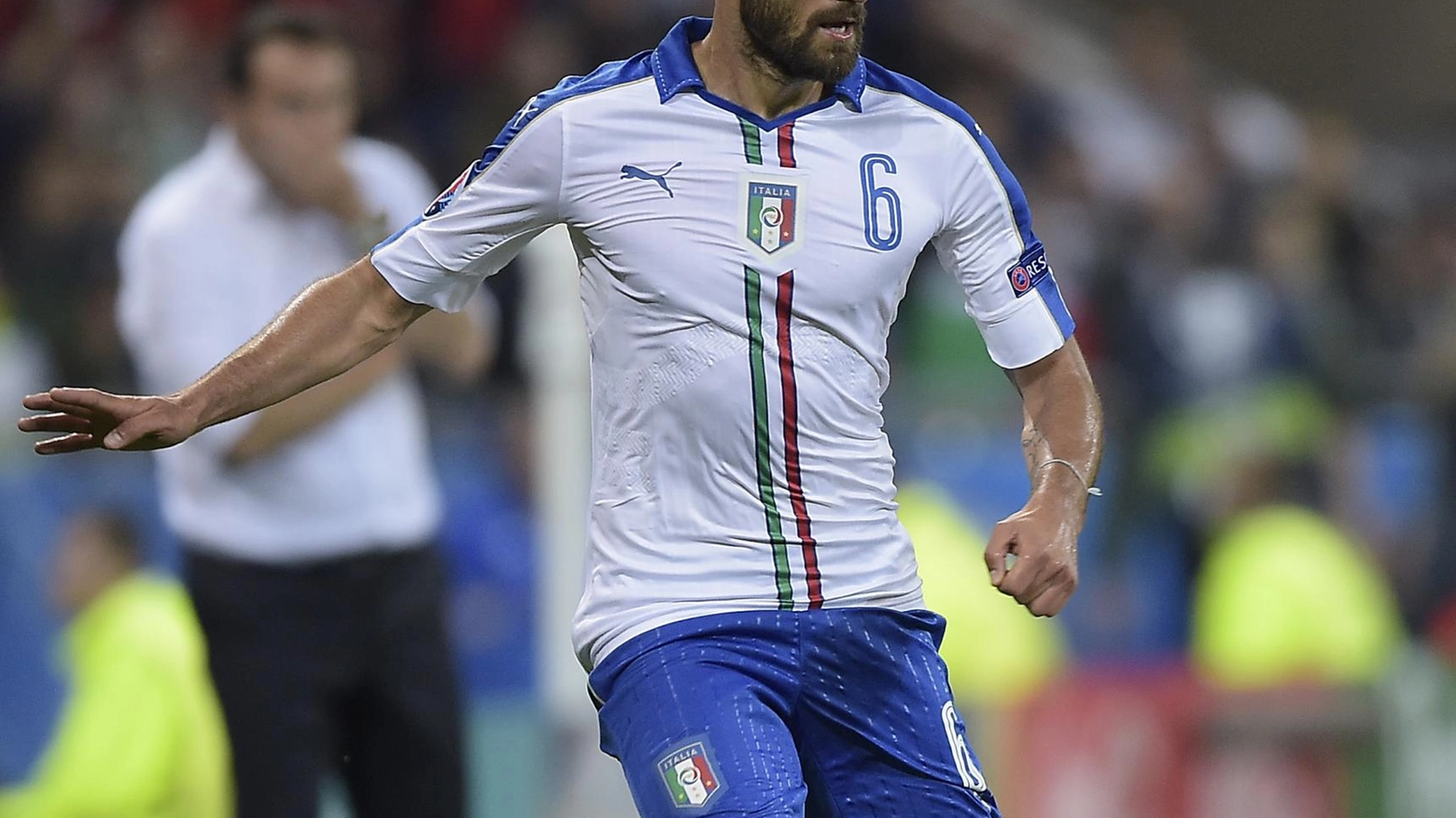 Antonio Candreva in azione con la maglia dell'Italia (LaPresse)