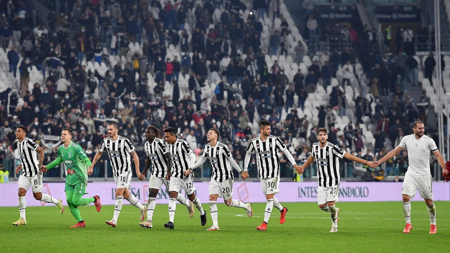 L'esultanza della Juventus dopo il successo sulla Roma