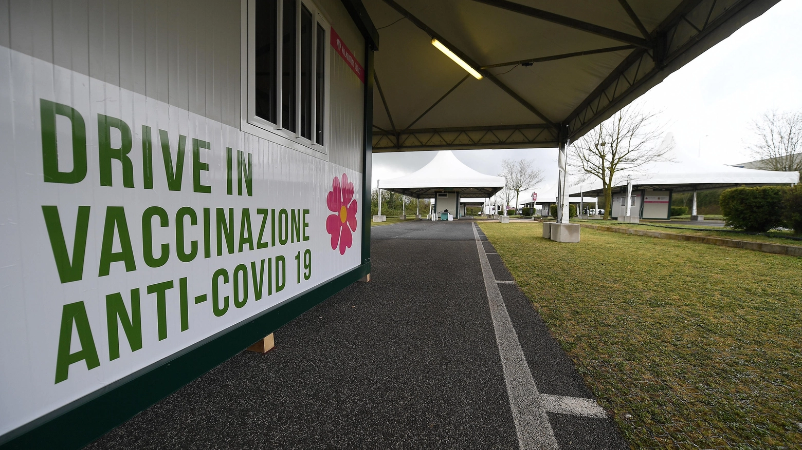 Il nuovo drive-in vaccinale di Valmontone