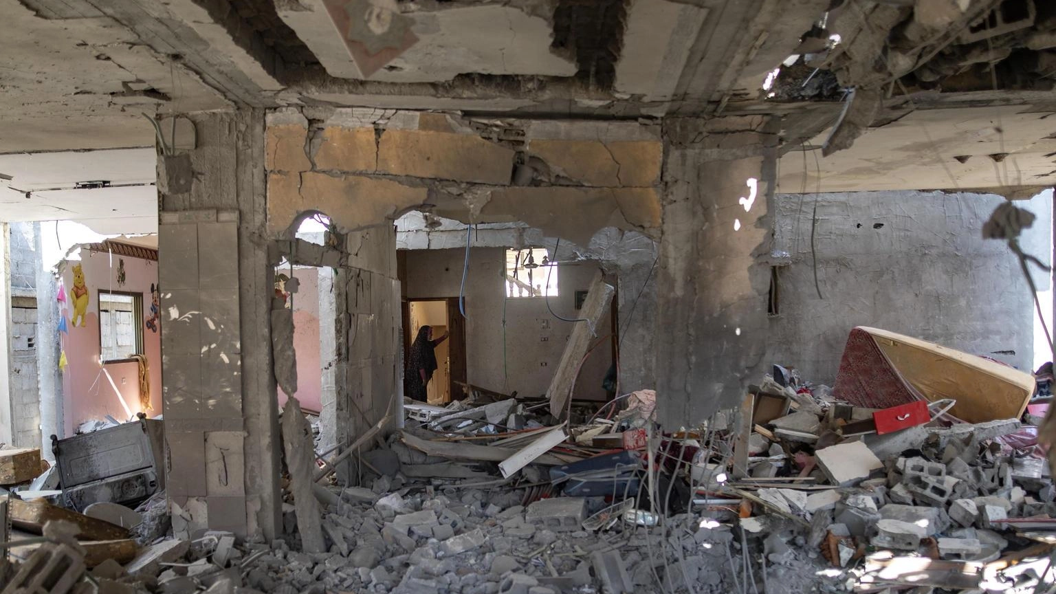 Gaza, almeno 10 morti in raid di Israele su Rafah e Deir Balah