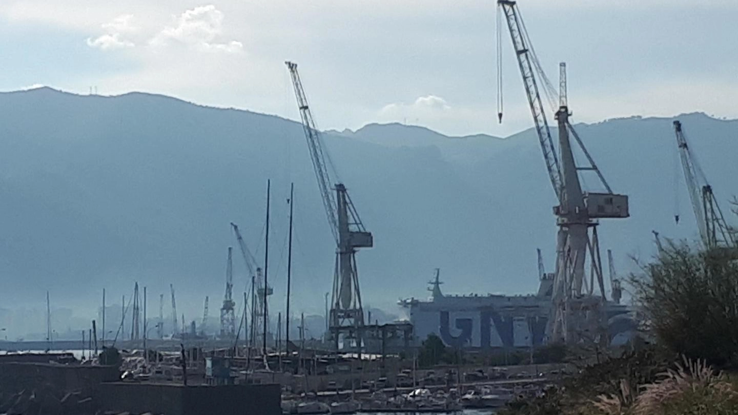 I cantieri navali di Palermo, in una foto d'archivio (Ansa)