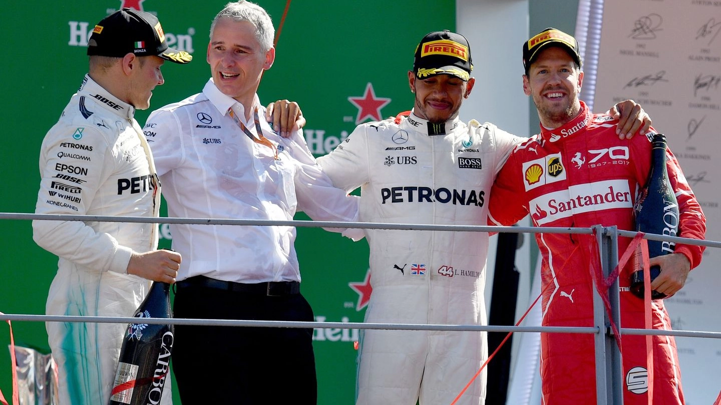 Gp di Monza 2017, il podio con Hamilton, Bottas e Vettel (foto Afp)
