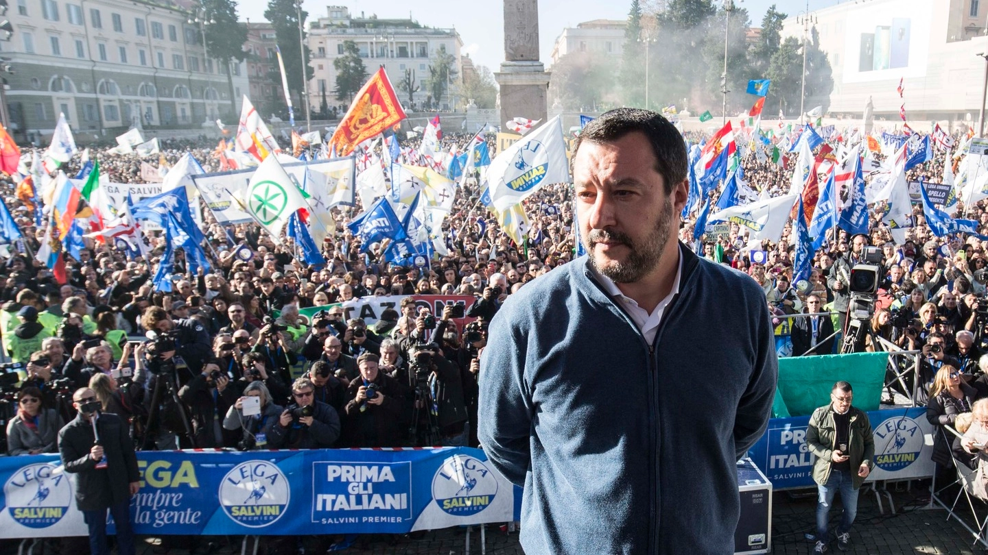 Salvini alla manifestazione della Lega a Roma (LaPresse)