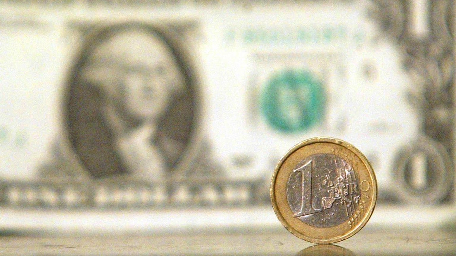 Euro in lieve aumento, scambiato a 1,0910 dollari
