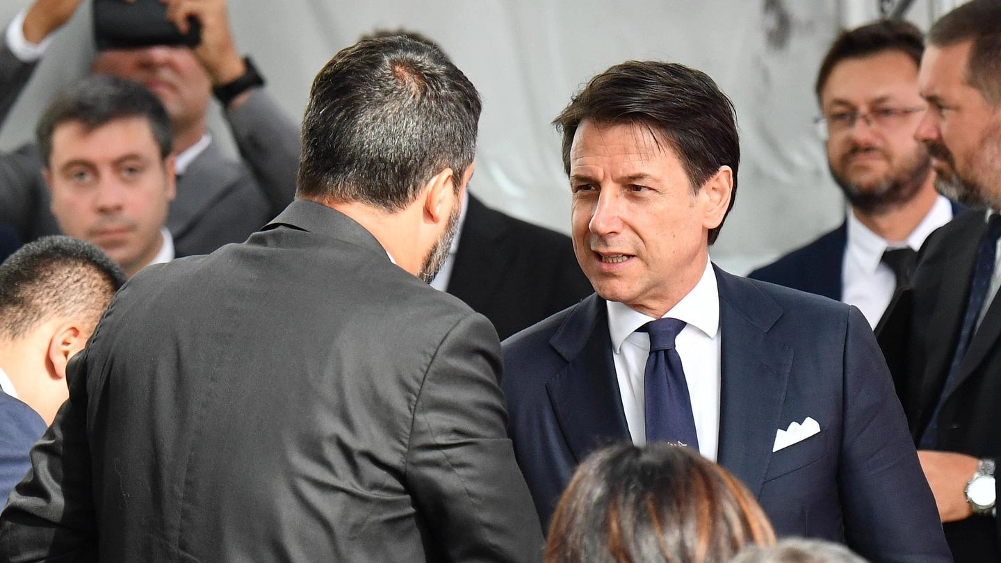 Matteo Salvini e Giuseppe Conte (Ansa)