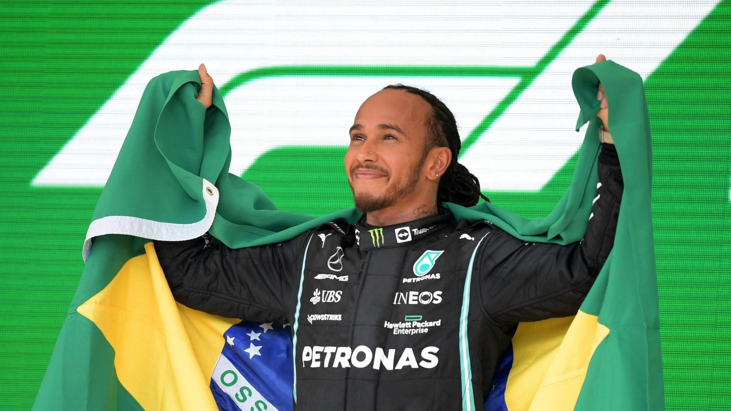 Lewis  Hamilton vince il Gp del Brasile