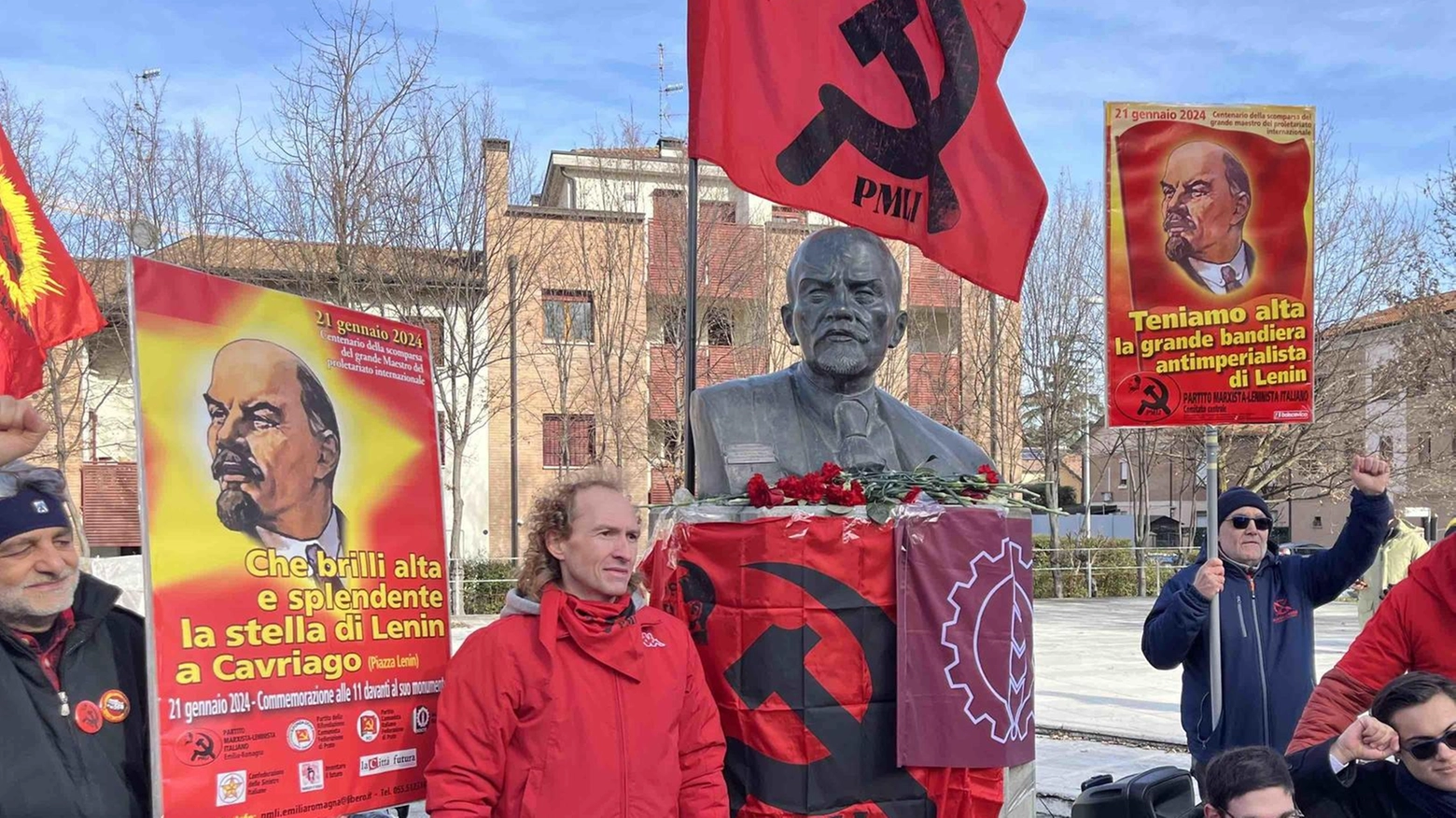 Il centenario della morte di Lenin. Nostalgia, bandiere e... palle di neve