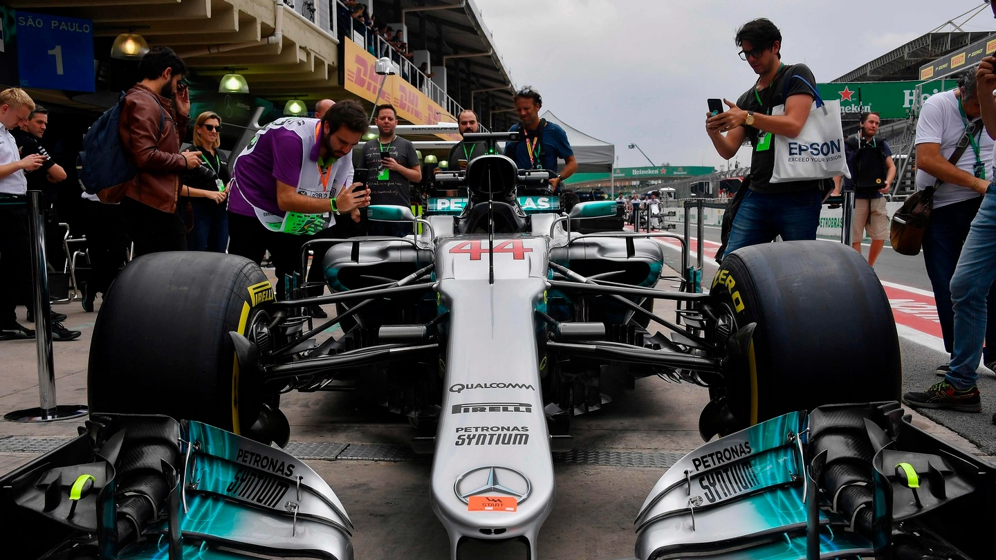 Lewis Hamilton a Interlagos (Afp)