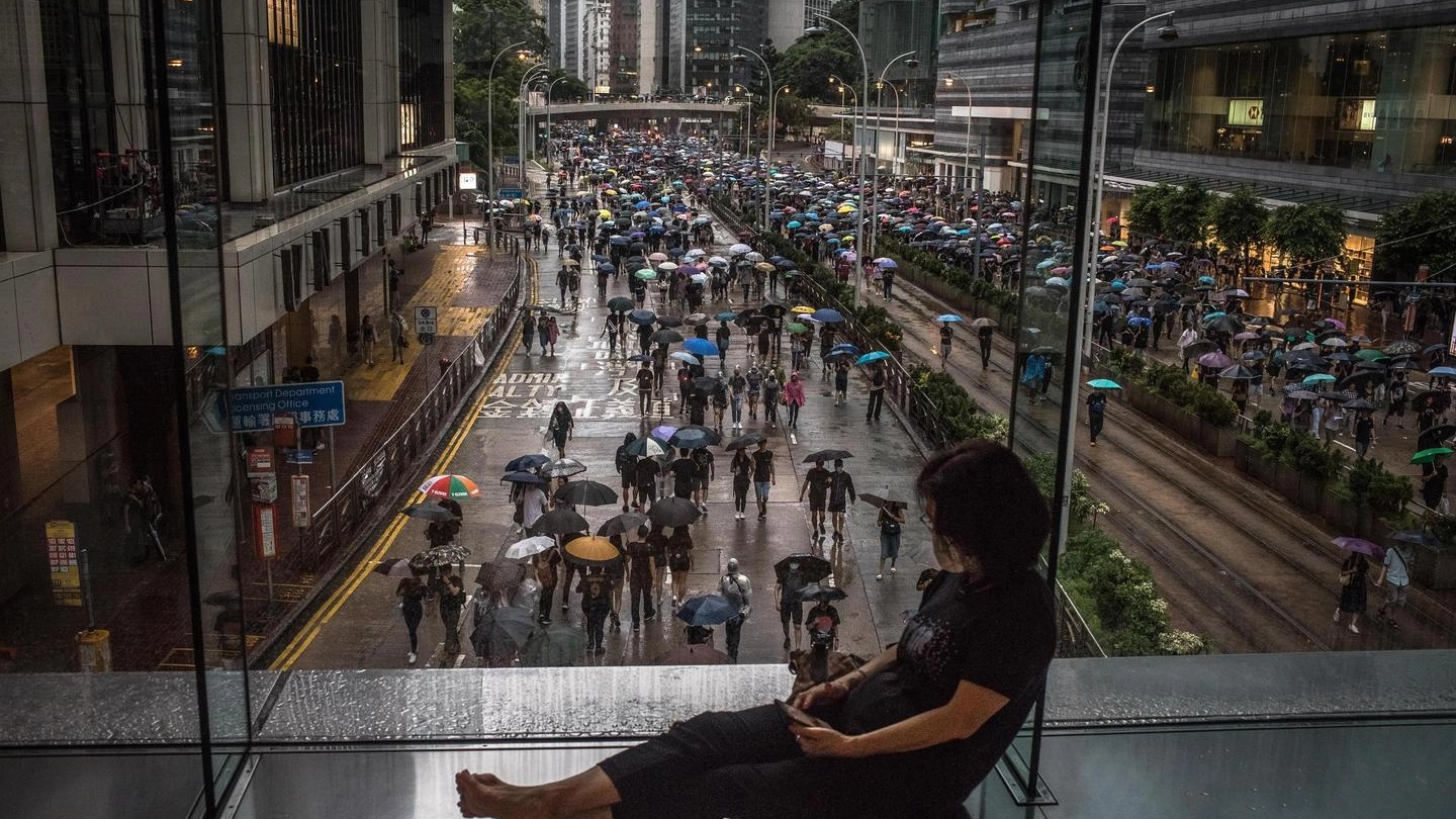 Proteste a Hong Kong (Ansa)