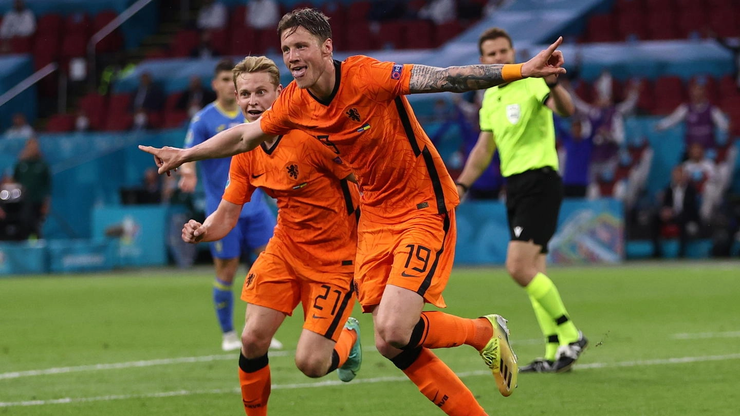 Olanda-Ucraina 3-2: l'esultanza di Weghorst (Ansa)