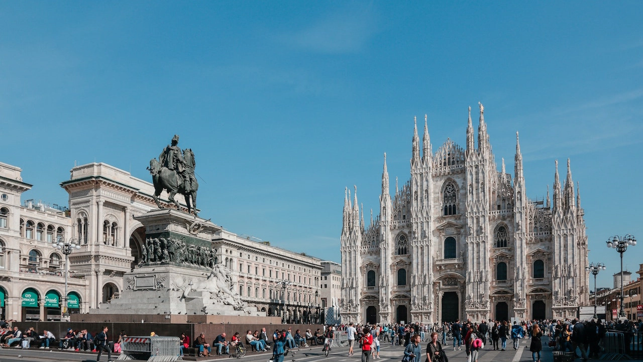 Milano, piazza del Duomo (credit: Pexels CC0)