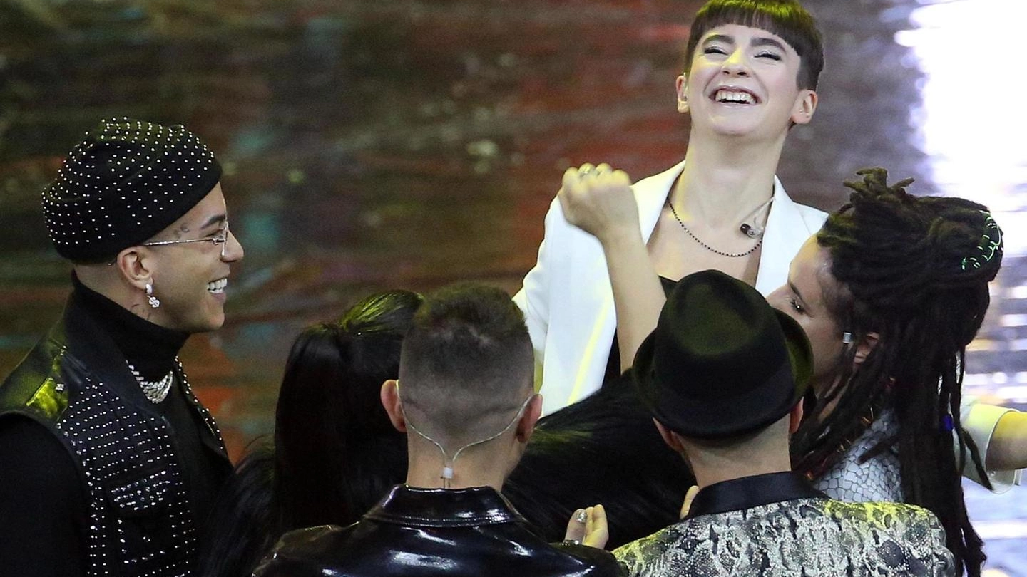 Sofia Tornabene viene proclamata vincitrice del talent musicale X Factor 2019 (Ansa)