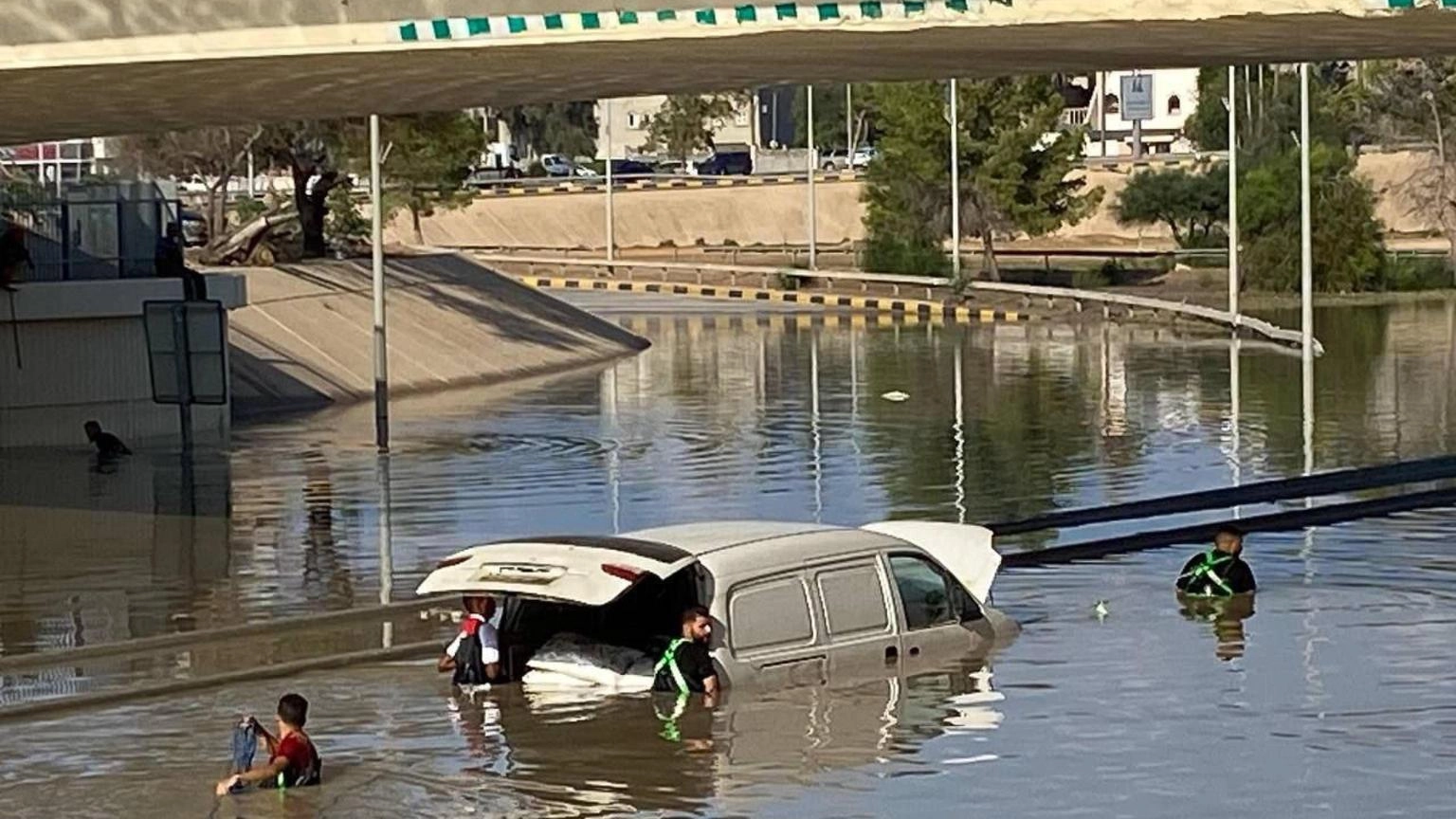 Inondazioni in Libia, almeno 5.500 morti