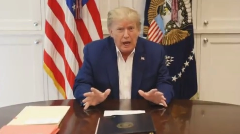 Donald Trump, un frame del video sui social