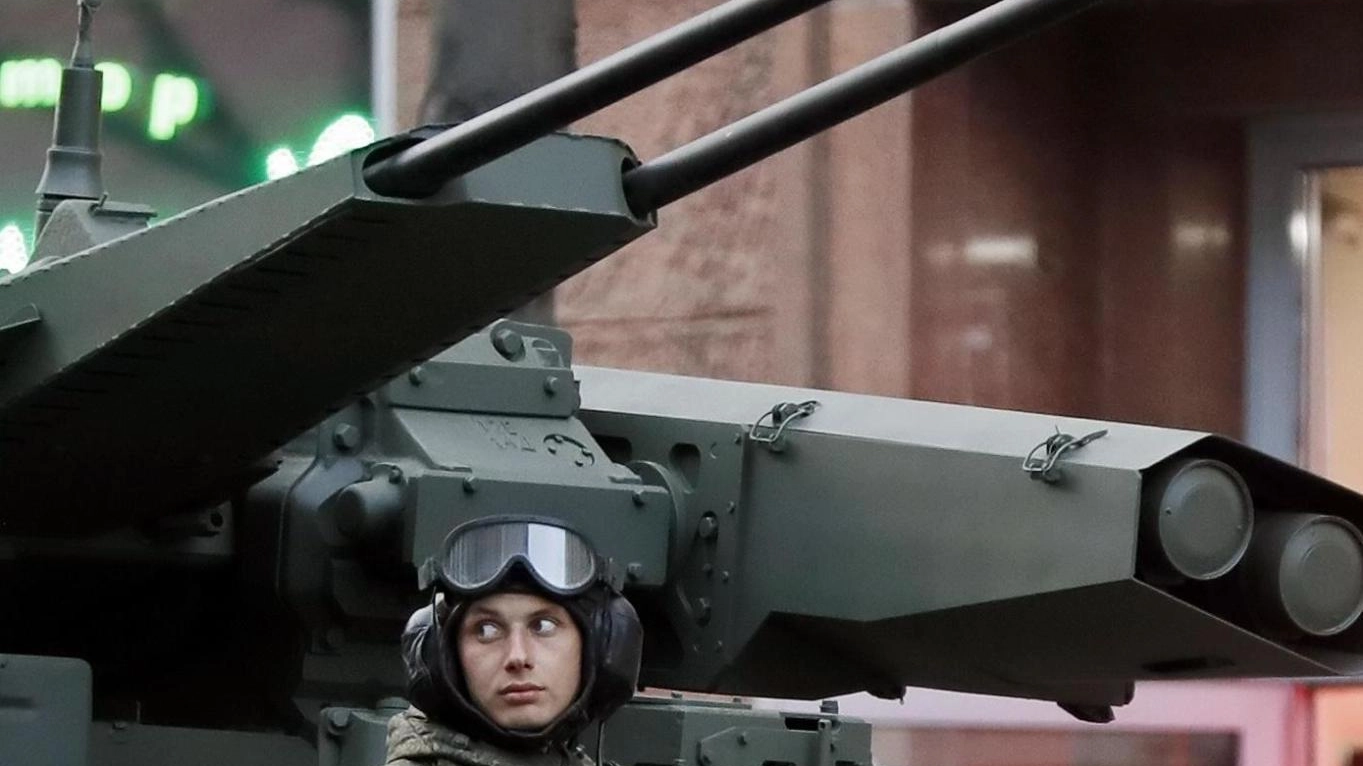 Militari russi su un Bmpt ‘Terminator’ (Tank Support Fighting Vehicle)