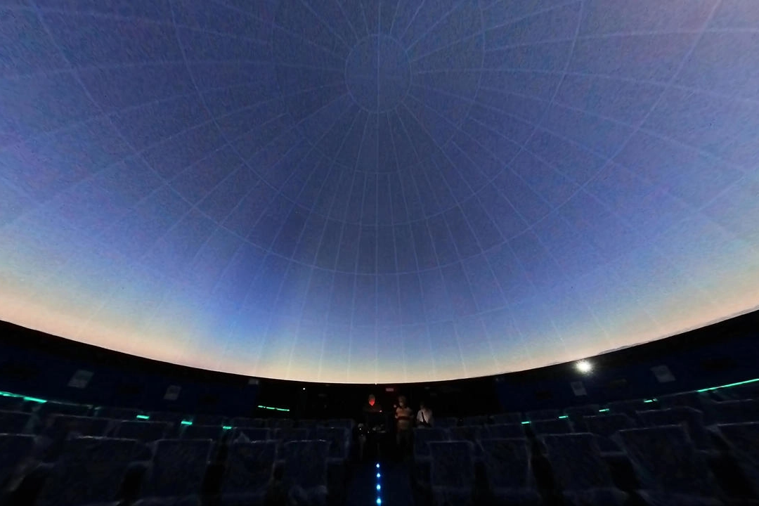 Da domani, venerdì 22 aprile 2022, riapre il Planetario di Roma
