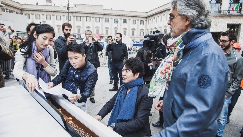 Andrea Bocelli durante le prove in piazza del Duomo 