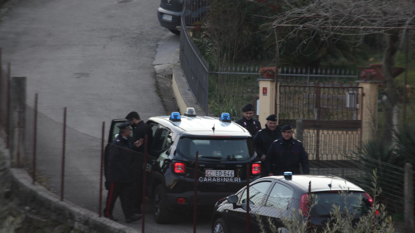 I carabinieri impegnati nel maxi blitz ad Alatri