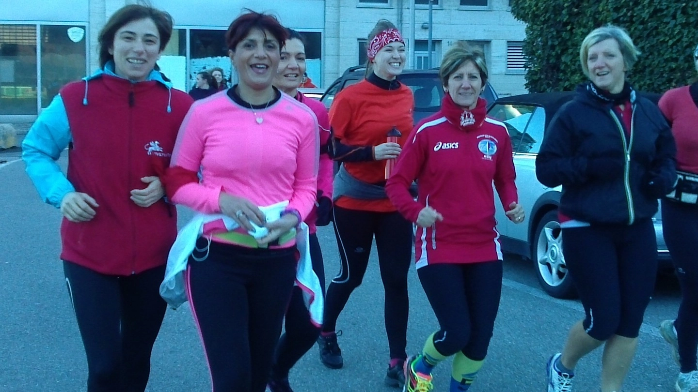 Alcune delle partecipanti alla manifestazione di Lecco «Woman in run»