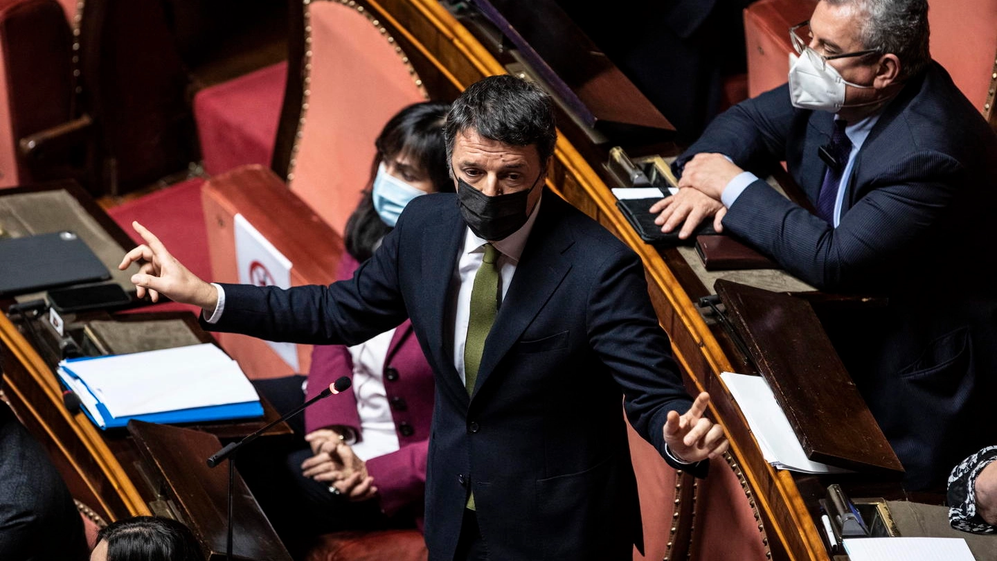 Matteo Renzi in Senato (Ansa)