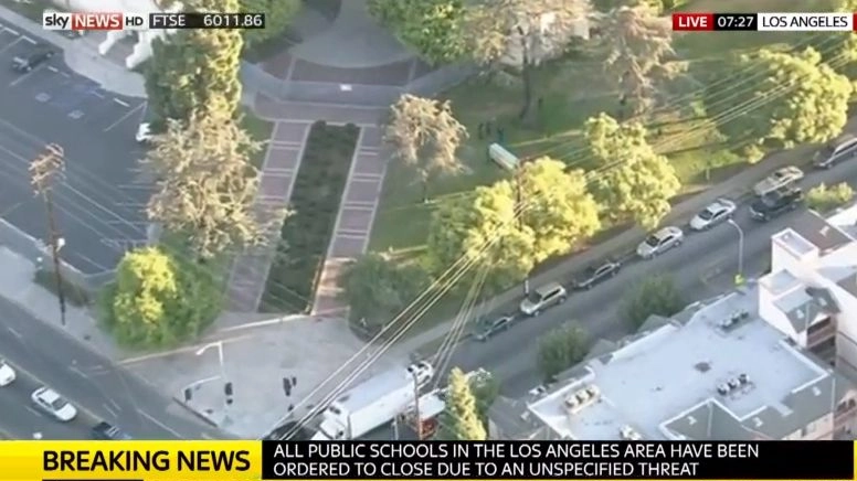 Scuole chiuse a Los Angeles per allarme bomba (da youtube)