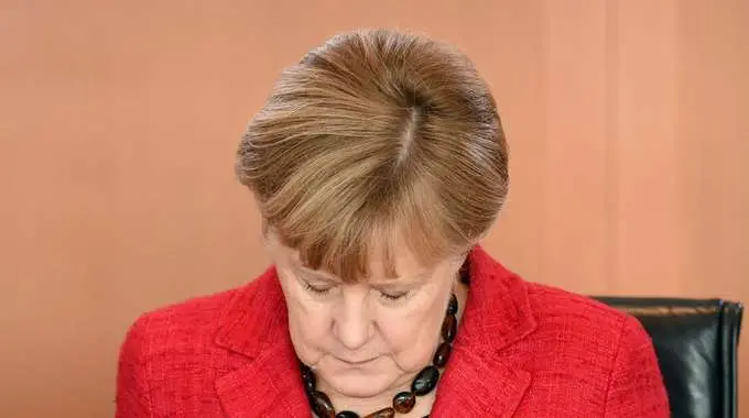 Merkel si candiderà per quarto mandato