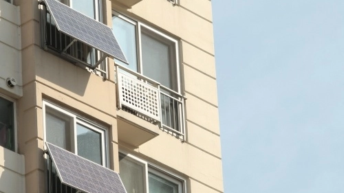 L'energia prodotta dai pannelli solari è utilizzata in comune per soddisfare i bisogni
