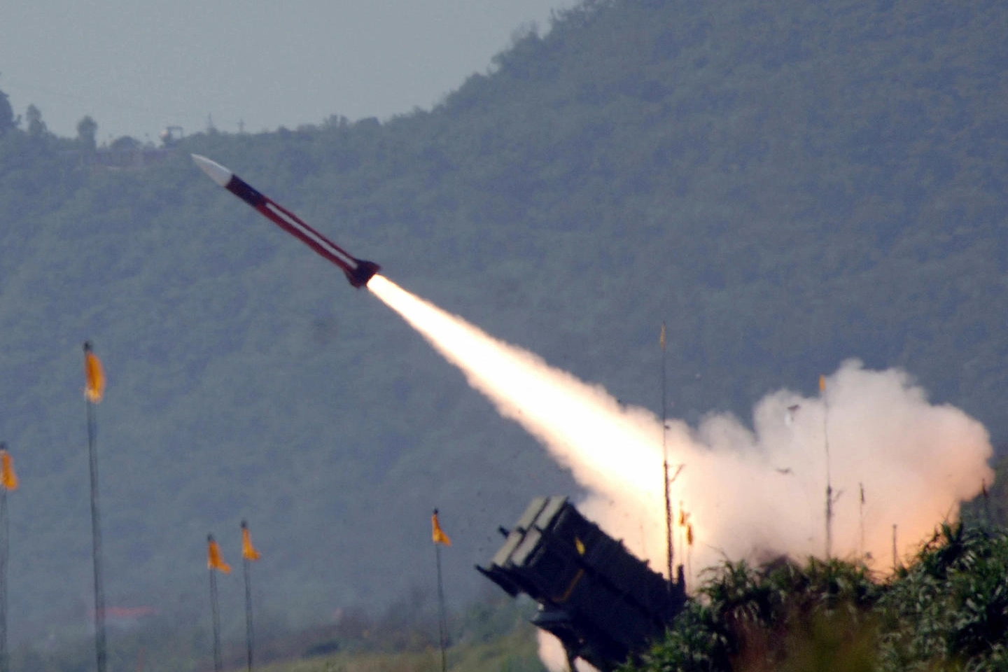 Un missile Patriot lanciato durante un’esercitazione