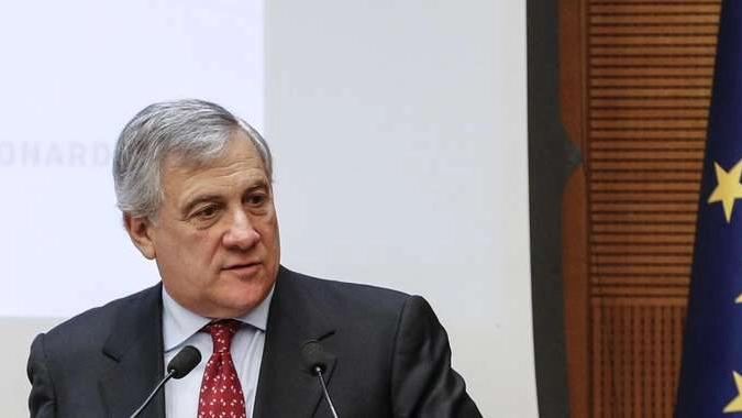 Manovra: Tajani, tassare giganti del web