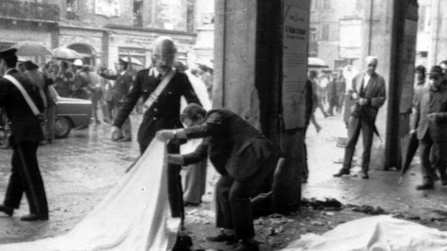 L'attentato in piazza della Loggia il 28 maggio 1974