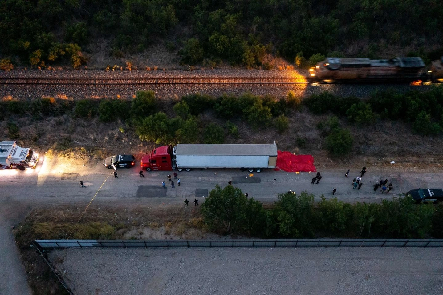 Texas, strage di migranti: 46 morti per asfissia in un camion