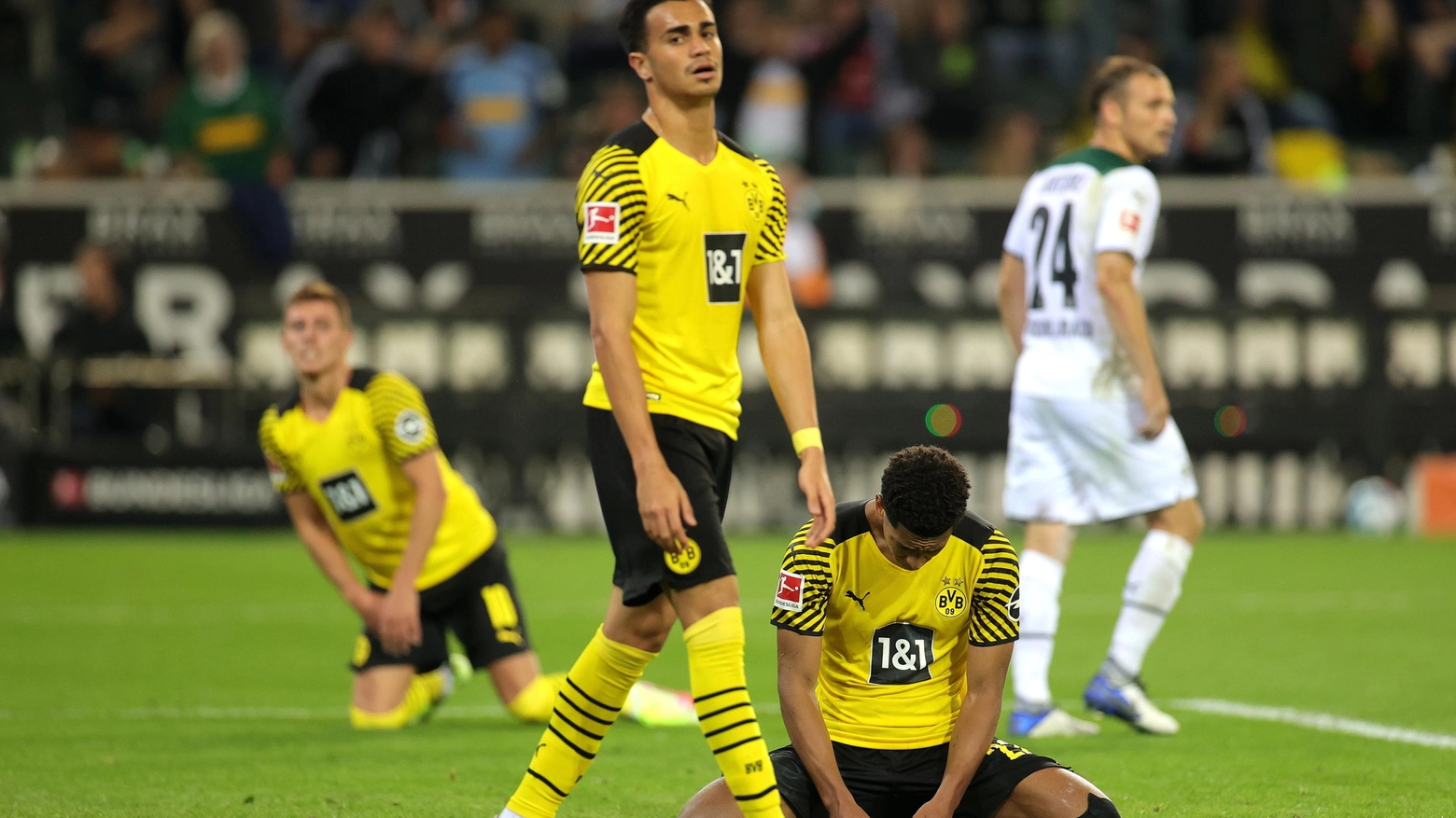 La delusione dei calciatori del Dortmund (Ansa)
