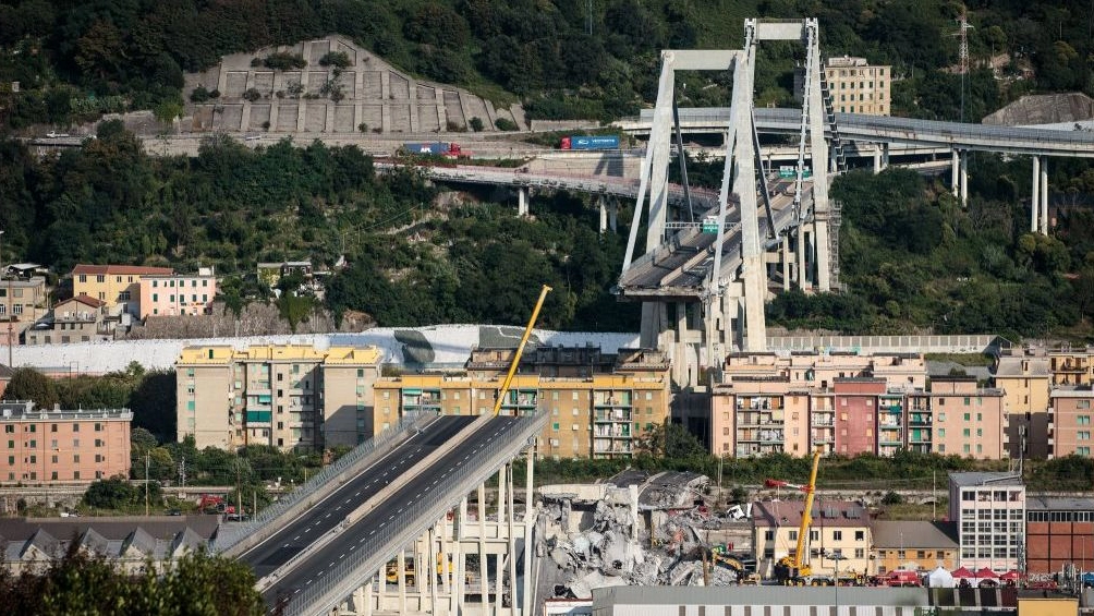 Genova, il ponte Morandi crollato 